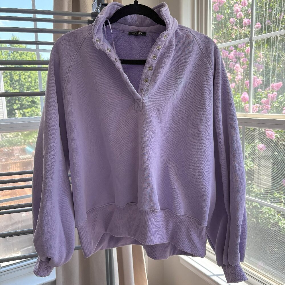 Lavender Snap button Pullover